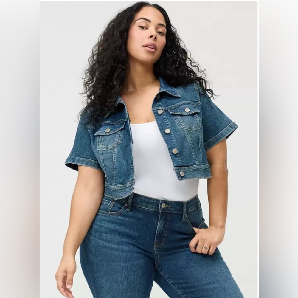 Torrid NWOT Cropped Short-Sleeve Trucker Jacket